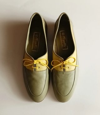 Zapatos vintage, número 42