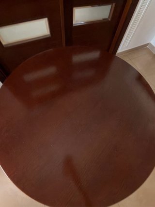 Mesa redonda madera pino macizo y sillas