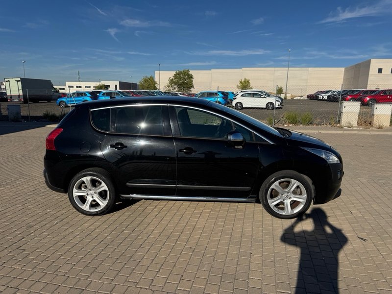Peugeot 3008 2.0 HDI FAP Allure 2011, foto 9