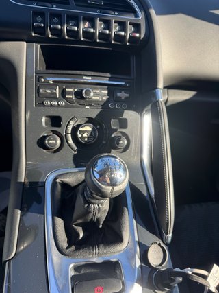Peugeot 3008 2011
