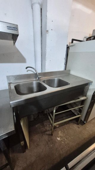 Fregadero industrial doble seno