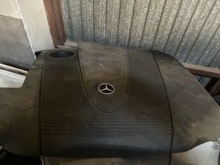 Tapa motor Mercedes Clase C W203 150cv