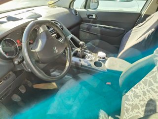 Peugeot 3008 2010 cambio de nombre incluido