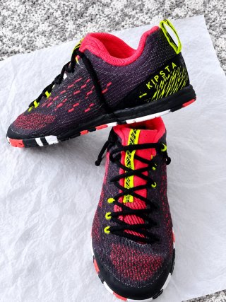 Zapatillas Fútbol Kipsta Negras Naranja