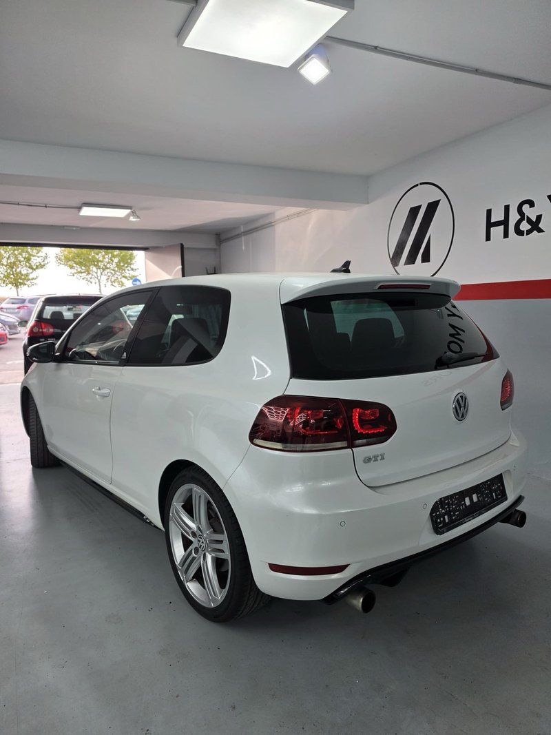 Volkswagen Golf VI 2.0 TSI GTI 5p 2011