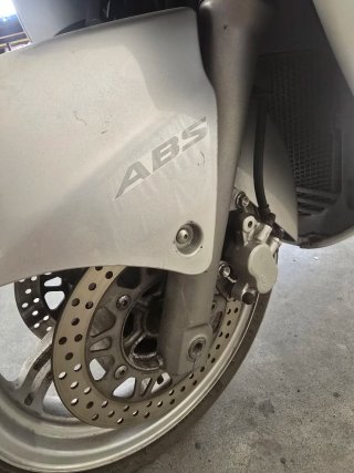 Suzuki Burgman 650 A.B.S. con Cofre