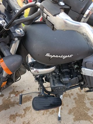 Keeway Moped - Negro