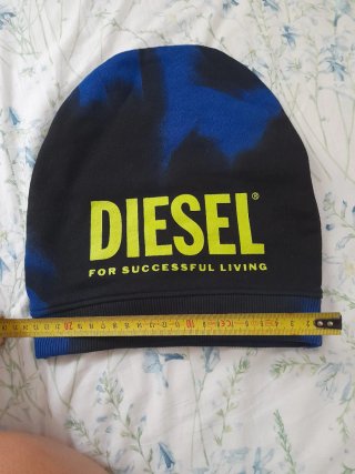 Cappuccio Diesel nero e blu