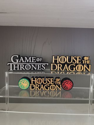 Letreros Game of Thrones o House of the Dragon