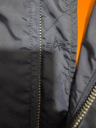 Chaqueta Alpha Industries con capucha Talla M