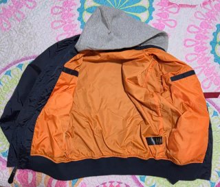 Chaqueta Alpha Industries con capucha Talla M