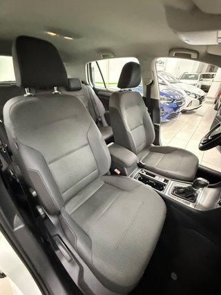 VOLKSWAGEN Golf Advance 1.6 TDI 105CV BMT