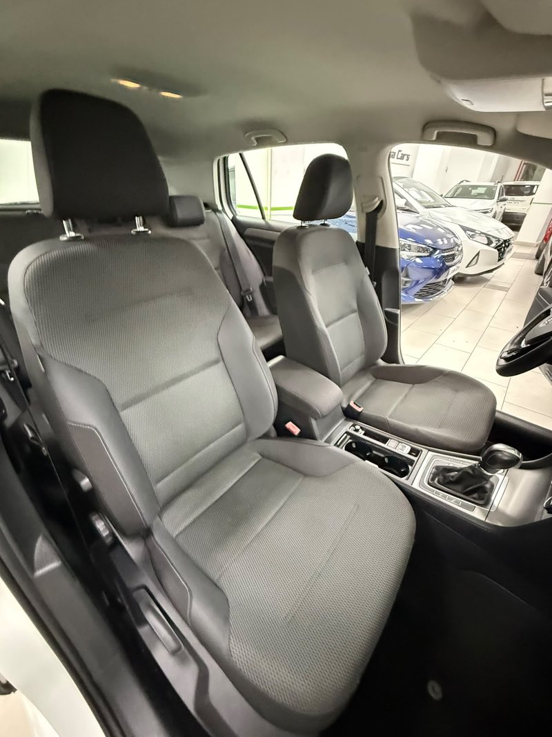 Volkswagen Golf VI 1.6 TDI CR Advance DSG 3p 2014, foto 14