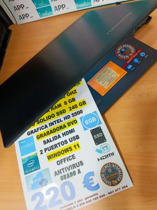 Portátil Lenovo i3 8GB RAM 240GB SSD