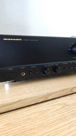 Amplificador MARANTZ