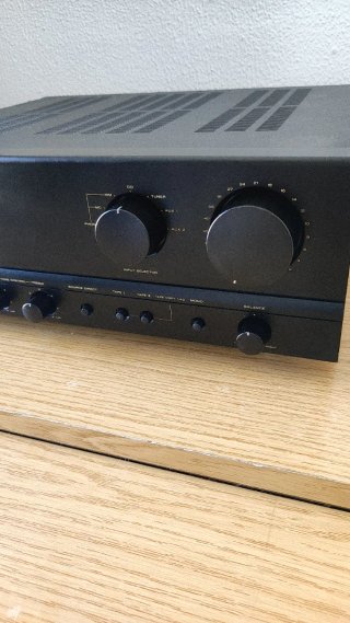 Amplificador MARANTZ