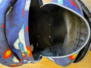 Mochila Totto con carro y diseño espacial