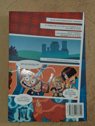 Els Futbolíssims 6: El misteri del castell embr...