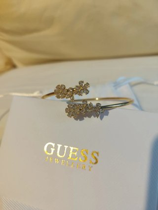 Pulsera Guess Acero Flores Dorada