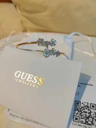 Pulsera Guess Acero Flores Dorada