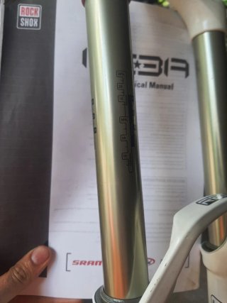Rockshox Reba 120mm 27.5 15x100mm
