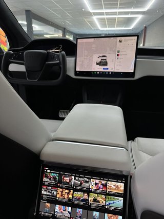 Tesla Model X Plaid 1020hp Tri Motor Autopilot mejorado