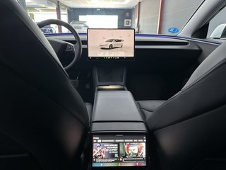 Tesla Model 3 RWD tracción trasera acabado Premium