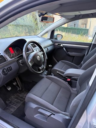 Volkswagen Touran 2.0 TDI 7 plazas 2010