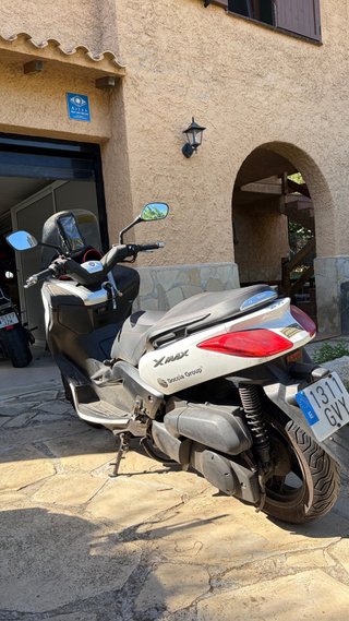 Yamaha XMAX 250 Maxi Scooter