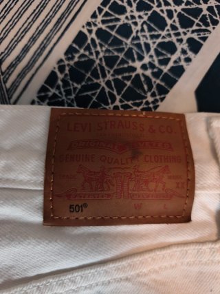 Pantalones Levi's 501 Marfil