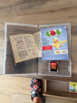 Pokemon escarlata