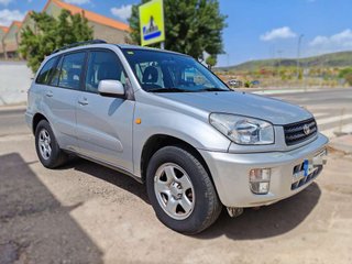 TOYOTA rav4