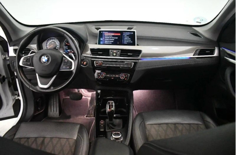 BMW X1 sDrive18d 2021, foto 6