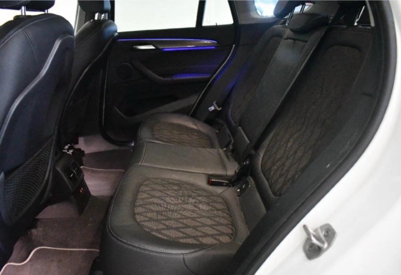 BMW X1 sDrive18d 2021, foto 7
