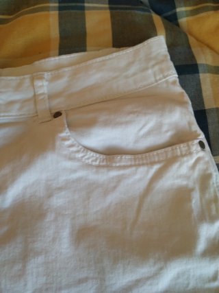 NEXTEN Pantalones Cortos Blancos