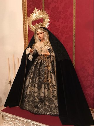 Saya para Virgen Dolorosa