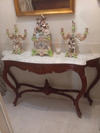 Mesa recibidor mármol y madera