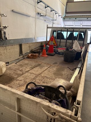 Camion Ford caja abierta