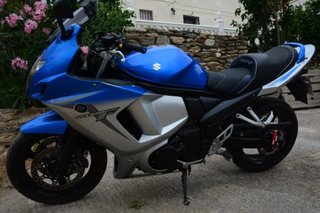 Suzuki GSX650F Azul/Plata