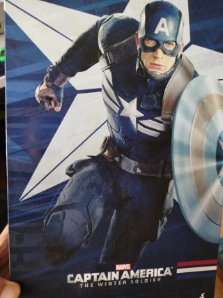 Figura Hot Toys Capitán América