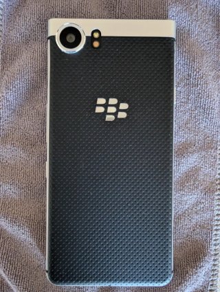 BlackBerry KEYone 32GB – Muy buen estado