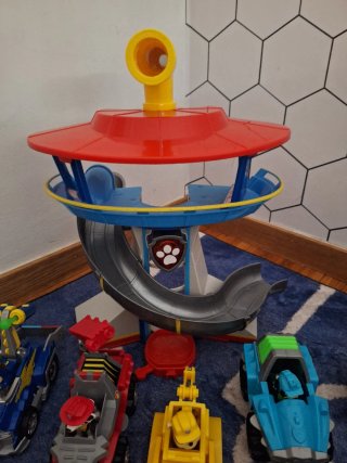 Juguetes Paw Patrol: Torre, Autobús y Coches