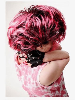 Peluca Punk, Rockera, Glam, Gótica para Halloween