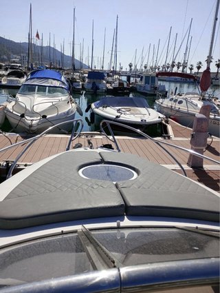 Barco Sessa Marine S32 (2008)