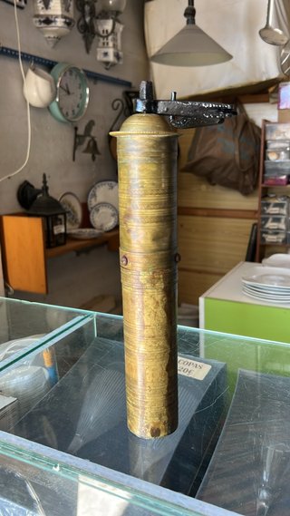 Molinillo otomano antigüo
