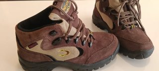 Botas trekking John Smith nuevas