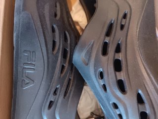 Zapatillas de agua Fila negras