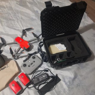 Dron DJI Air 2S Naranja y Gris