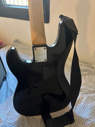 Pack Bajo Squier Affinity + Amplificador Fender