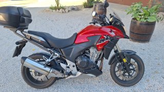 Honda CB500X Adventure Roja y Negra
